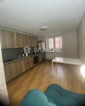 3-к квартира, вторичка, 77м2, 4/15 этаж