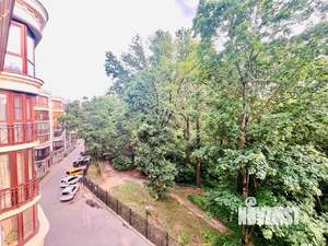 2-к квартира, вторичка, 83м2, 5/6 этаж