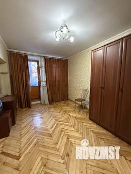 3-к квартира, вторичка, 76м2, 1/14 этаж