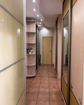 2-к квартира, вторичка, 63м2, 8/16 этаж