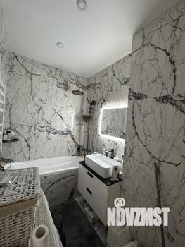 2-к квартира, вторичка, 63м2, 1/25 этаж