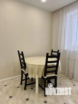 2-к квартира, вторичка, 63м2, 7/25 этаж