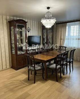 1-к квартира, вторичка, 51м2, 10/17 этаж