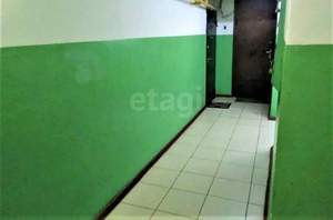4-к квартира, вторичка, 82м2, 1/9 этаж