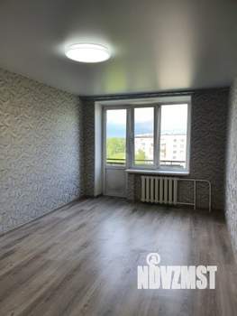 2-к квартира, вторичка, 43м2, 9/9 этаж