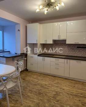 2-к квартира, вторичка, 63м2, 16/25 этаж