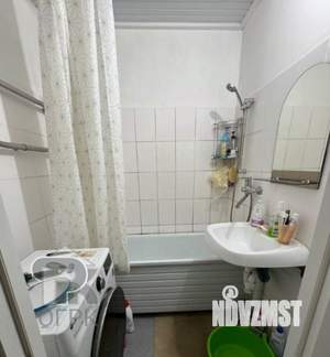 2-к квартира, вторичка, 64м2, 10/17 этаж