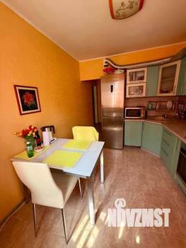 3-к квартира, вторичка, 65м2, 1/17 этаж