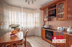 2-к квартира, вторичка, 63м2, 8/17 этаж