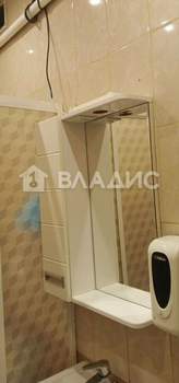 2-к квартира, вторичка, 44м2, 1/4 этаж