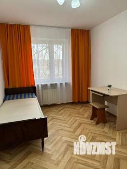 2-к квартира, вторичка, 50м2, 1/10 этаж