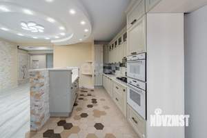 3-к квартира, вторичка, 103м2, 4/4 этаж