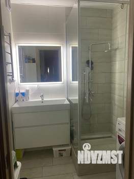 2-к квартира, вторичка, 63м2, 1/17 этаж