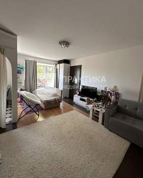 2-к квартира, вторичка, 42м2, 5/5 этаж