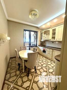 3-к квартира, вторичка, 82м2, 19/19 этаж