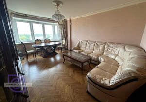 3-к квартира, вторичка, 88м2, 7/10 этаж