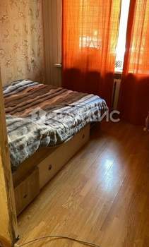 2-к квартира, вторичка, 44м2, 1/4 этаж