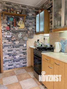 3-к квартира, вторичка, 63м2, 8/9 этаж