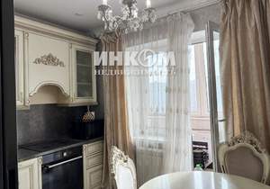 2-к квартира, вторичка, 62м2, 9/18 этаж