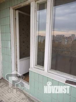 2-к квартира, вторичка, 42м2, 9/9 этаж