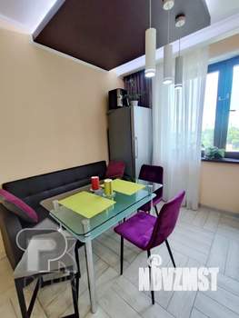 2-к квартира, вторичка, 61м2, 8/17 этаж