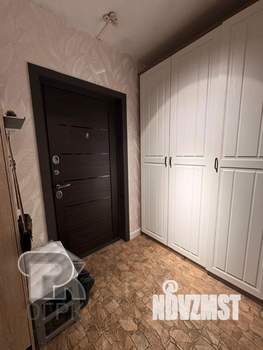 1-к квартира, вторичка, 41м2, 8/19 этаж