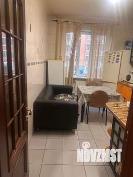 2-к квартира, вторичка, 64м2, 2/24 этаж