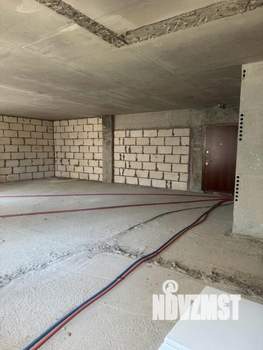 2-к квартира, вторичка, 83м2, 1/6 этаж