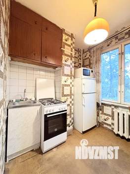 3-к квартира, вторичка, 58м2, 2/5 этаж