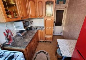 4-к квартира, вторичка, 61м2, 5/5 этаж