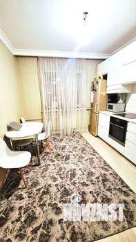 2-к квартира, вторичка, 64м2, 3/17 этаж