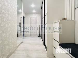 2-к квартира, вторичка, 62м2, 15/21 этаж