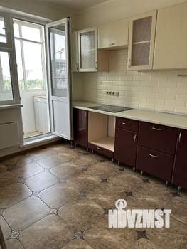 2-к квартира, вторичка, 60м2, 10/18 этаж