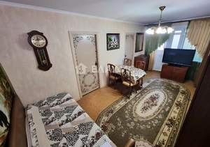 4-к квартира, вторичка, 61м2, 5/5 этаж