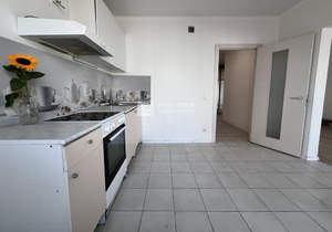 4-к квартира, вторичка, 119м2, 9/15 этаж