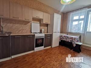 2-к квартира, вторичка, 60м2, 13/16 этаж