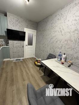 2-к квартира, вторичка, 63м2, 1/25 этаж