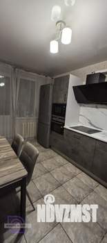 2-к квартира, вторичка, 63м2, 14/14 этаж