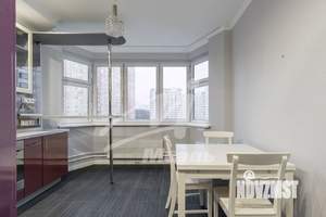 2-к квартира, вторичка, 58м2, 7/17 этаж