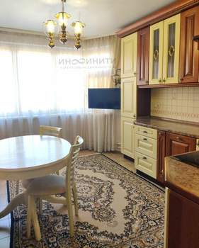 2-к квартира, вторичка, 61м2, 11/17 этаж