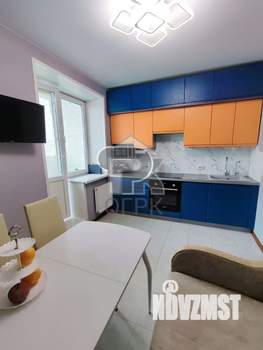 2-к квартира, вторичка, 53м2, 2/17 этаж