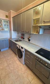 3-к квартира, вторичка, 75м2, 9/13 этаж