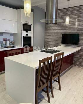 2-к квартира, вторичка, 73м2, 8/17 этаж