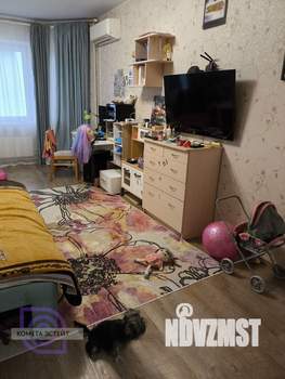 2-к квартира, вторичка, 63м2, 10/17 этаж