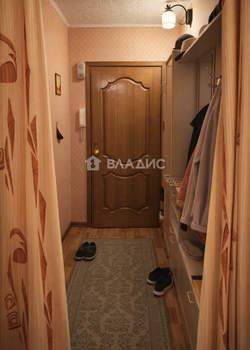 3-к квартира, вторичка, 63м2, 8/9 этаж