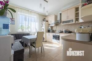 2-к квартира, вторичка, 63м2, 23/25 этаж