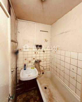 2-к квартира, вторичка, 42м2, 4/5 этаж