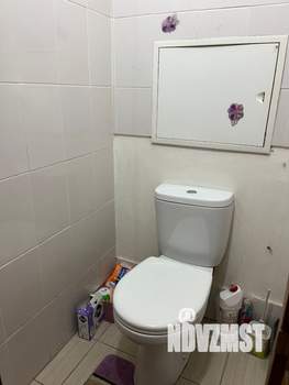 2-к квартира, вторичка, 64м2, 1/17 этаж