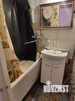 2-к квартира, вторичка, 36м2, 9/9 этаж