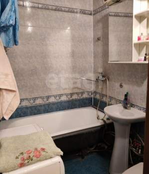 2-к квартира, вторичка, 43м2, 1/5 этаж